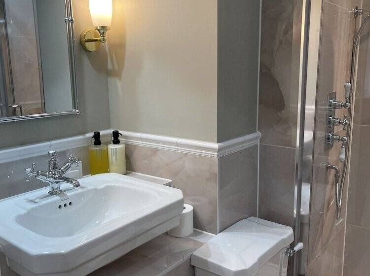 Old Town House By Ezestays, In The Heart Of The Old Town Margate