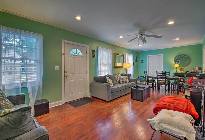 Pet Friendly Atlanta Home < 5 Mi To Downtown!