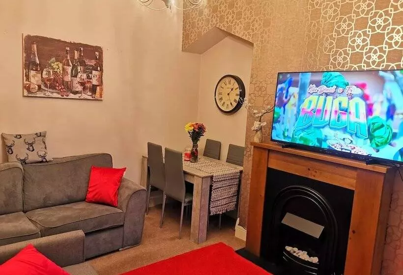 ペンション Sommerset Cottages