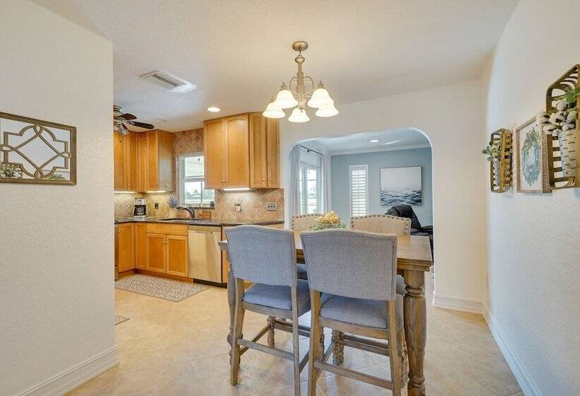 Punta Gorda Oasis W/ Saltwater Pool + Gas Grill!