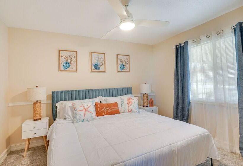 Punta Gorda Oasis W/ Saltwater Pool + Gas Grill!