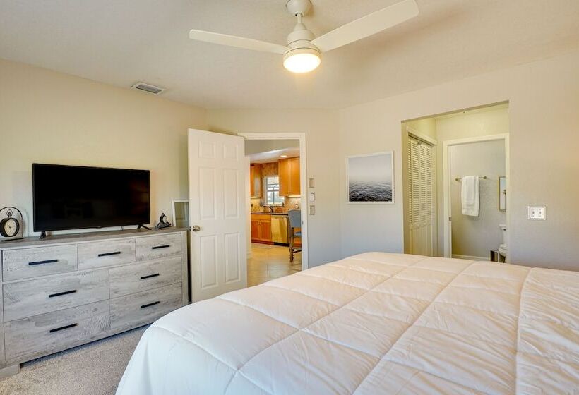 Punta Gorda Oasis W/ Saltwater Pool + Gas Grill!