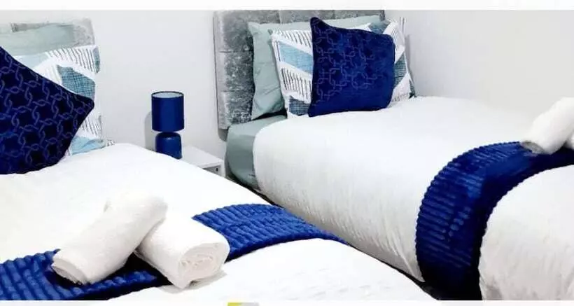 レジデンス Beautiful 2 Bed House In Gillingham