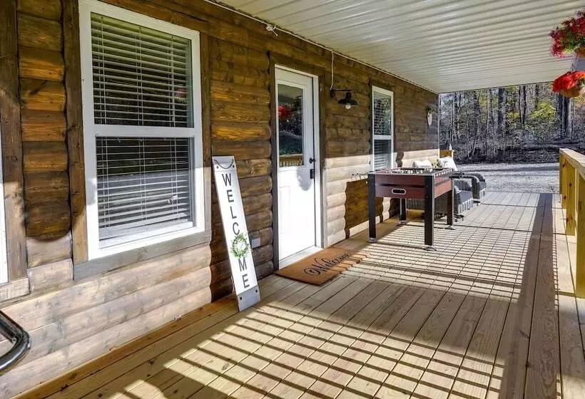 Serene Logan Retreat W/ Private Hot Tub & Fire Pit