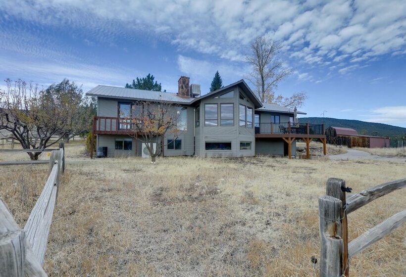 Spacious Hotchkiss Home W/ Stunning Mountain Views