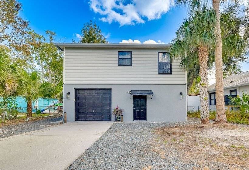 Spring Hill Home On Canal: Boat Dock & Pool Table!
