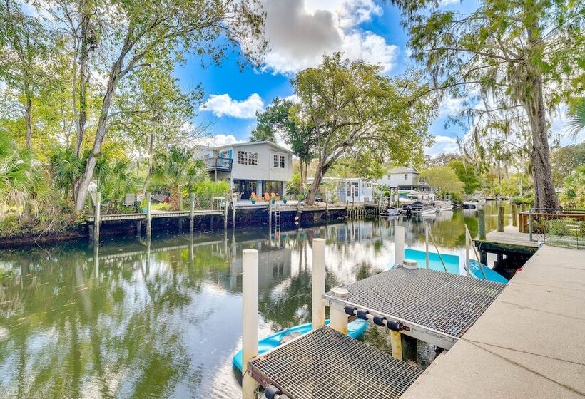 Spring Hill Home On Canal: Boat Dock & Pool Table!