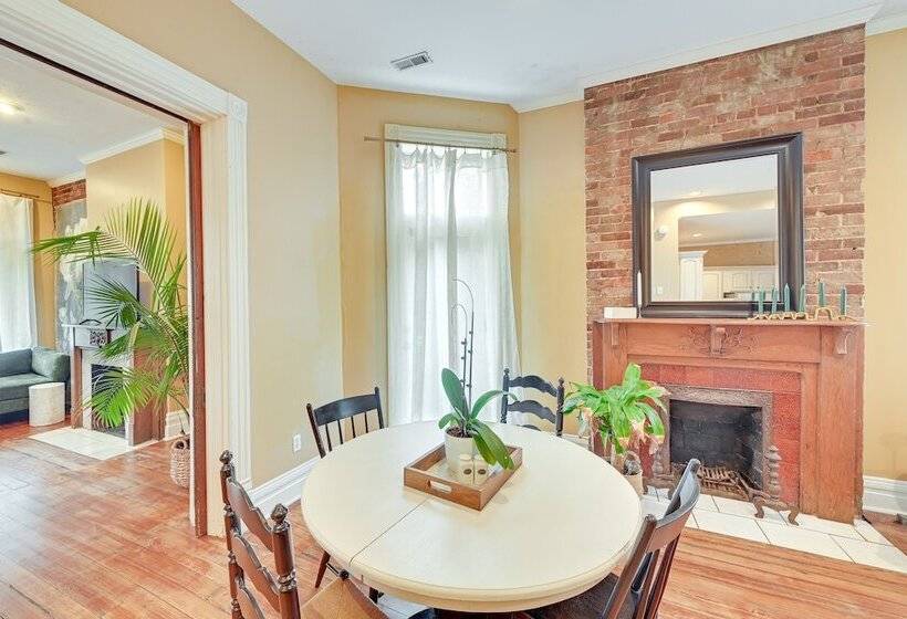 The Historic Bell House In Downtown Lexington