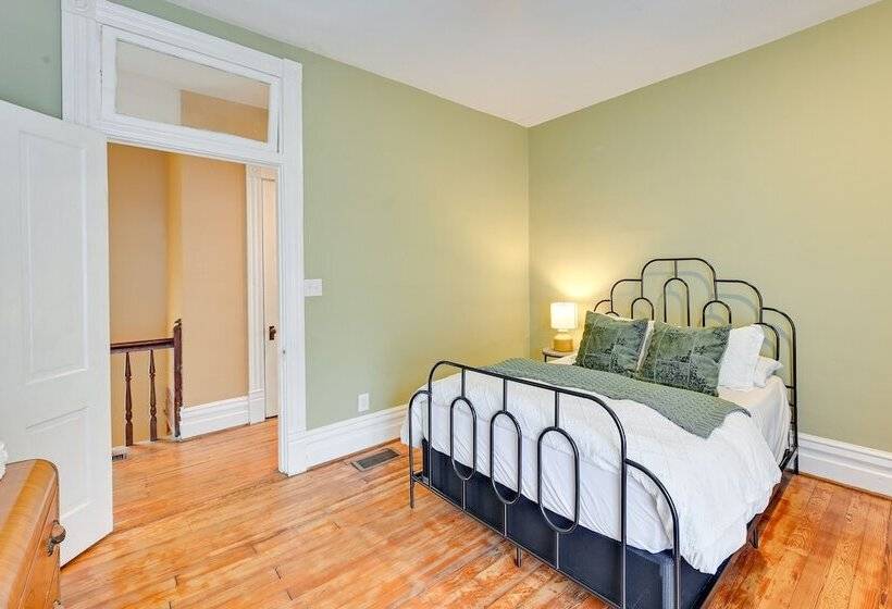 The Historic Bell House In Downtown Lexington