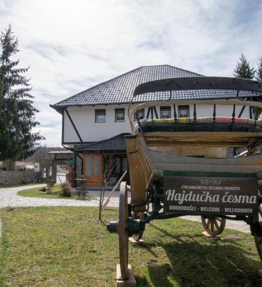 هاستل Holiday Park Hajducka Cesma