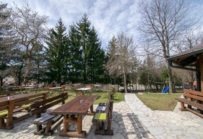 هاستل Holiday Park Hajducka Cesma