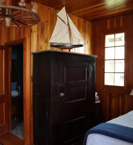 Aamiaismajoitus (B&B) Aaron S On The Lake