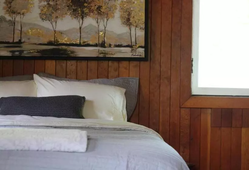 Aamiaismajoitus (B&B) Aaron S On The Lake