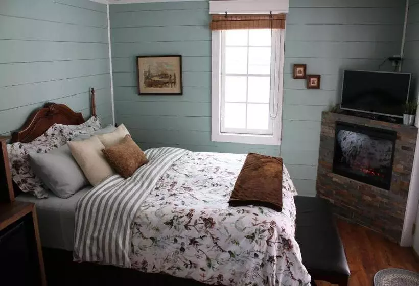 Aamiaismajoitus (B&B) Aaron S On The Lake