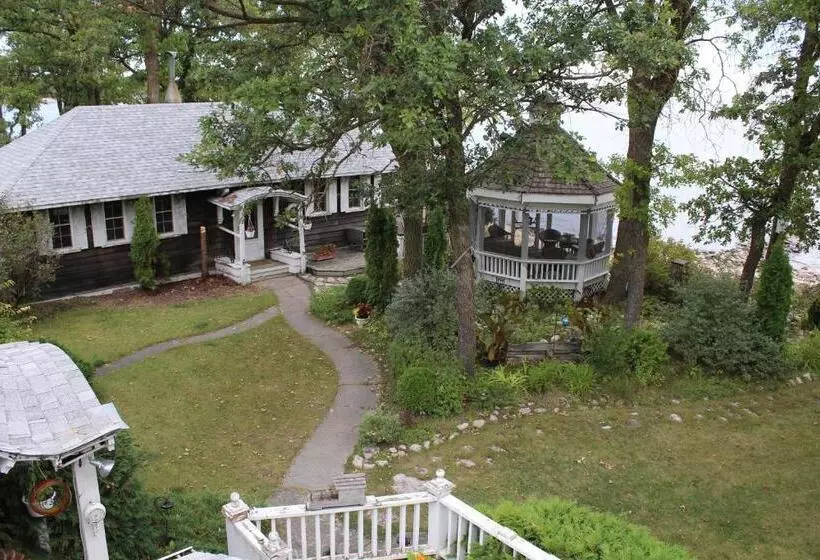 Aamiaismajoitus (B&B) Aaron S On The Lake