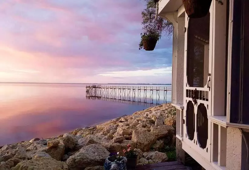 Aamiaismajoitus (B&B) Aaron S On The Lake