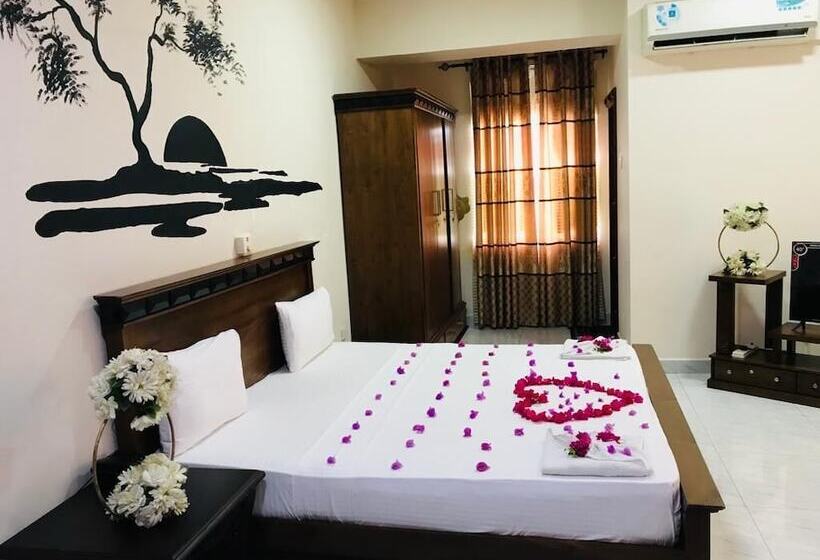 Hotel Royal Grand Paradise Resort And Tours Near Colombo