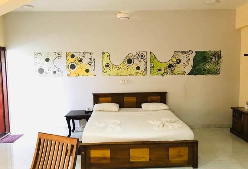 Hotel Royal Grand Paradise Resort And Tours Near Colombo