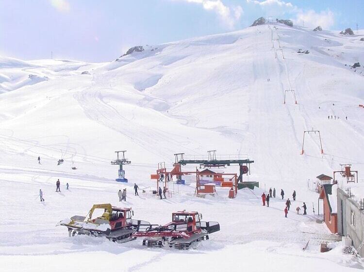 호텔 Saklikent Mountain Ski