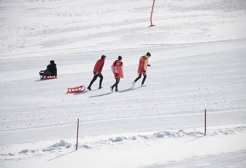 호텔 Saklikent Mountain Ski
