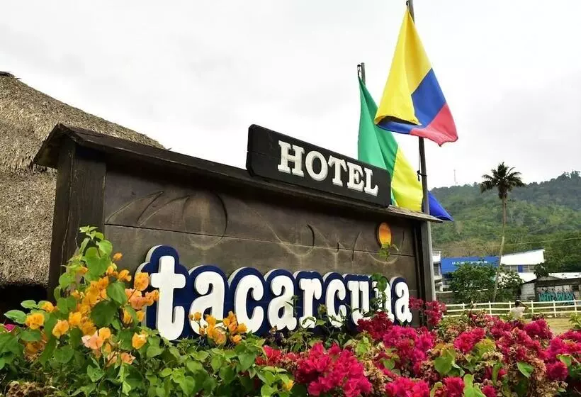 Hotelli Tacarcuna Lodge