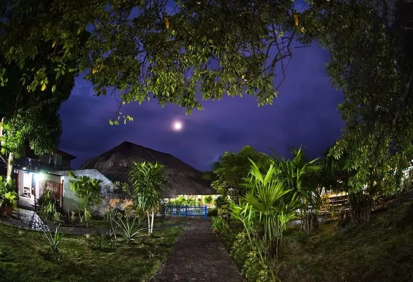 Hotelli Tacarcuna Lodge