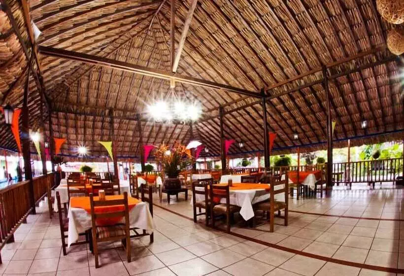 Hotelli Tacarcuna Lodge