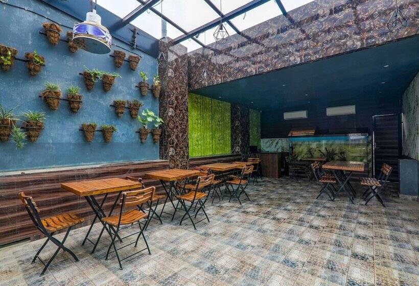 Fabhotel Lemon Grass