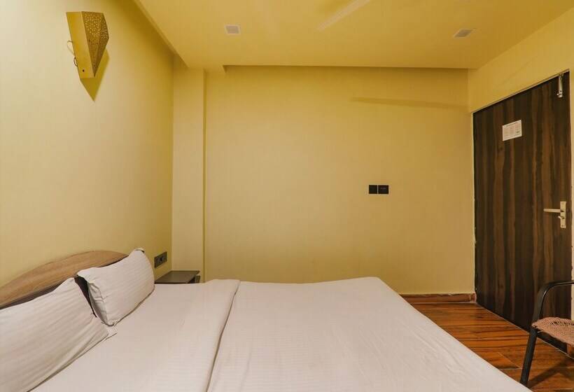 Fabhotel Lemon Grass