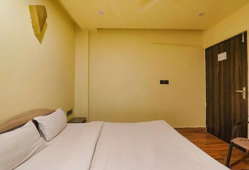 Fabhotel Lemon Grass