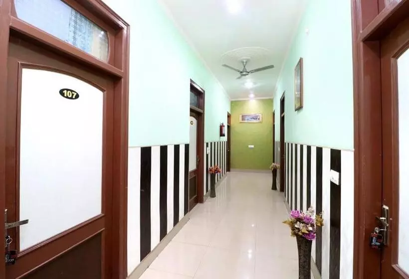 Oyo Hotel Flourish