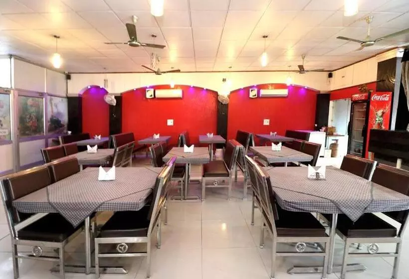 Oyo Hotel Flourish