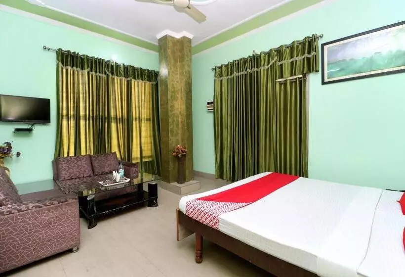 Oyo Hotel Flourish