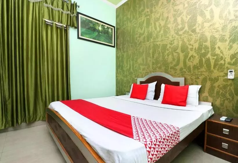 Oyo Hotel Flourish