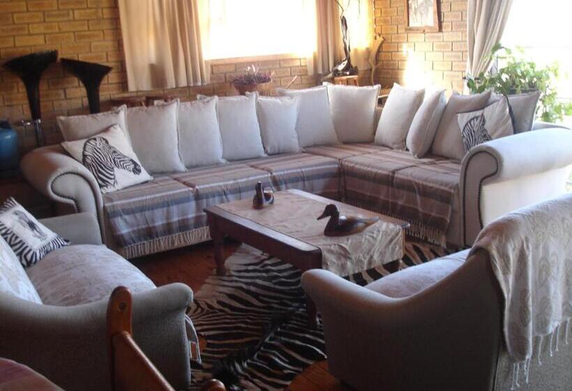 بنسيون Coega Harbour View Guesthouse