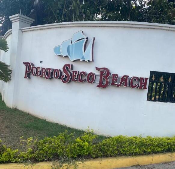 پانسیون Oceanview Jamaica