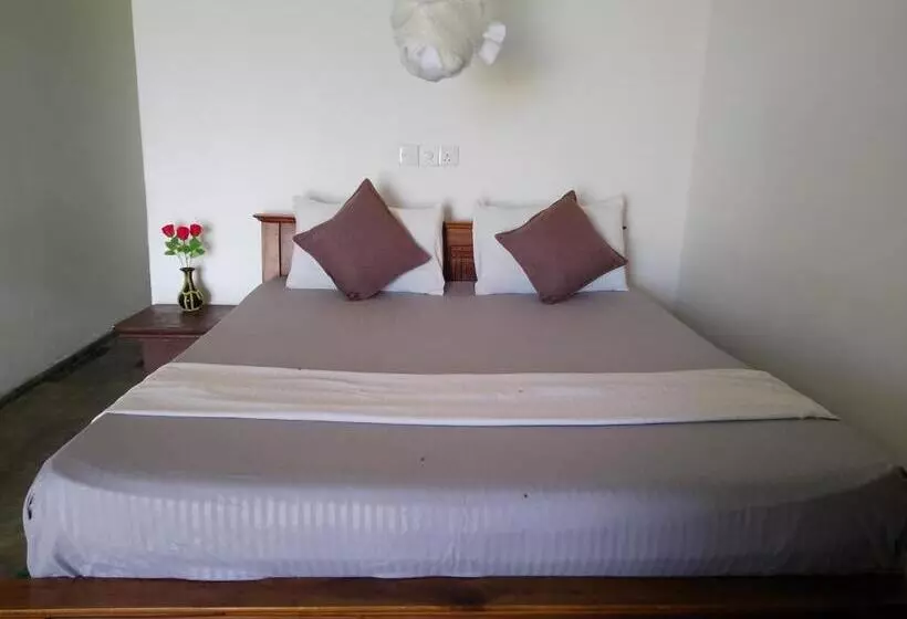 Majatalo Sea Garden Beach Resort