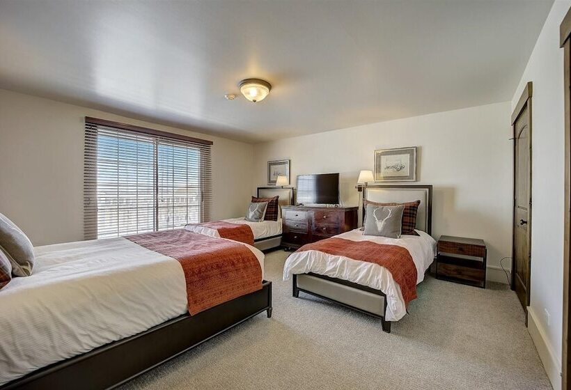 Resort Plaza #5065 By Avantstay Ski In Ski Out Home In Park City Mountain Resort