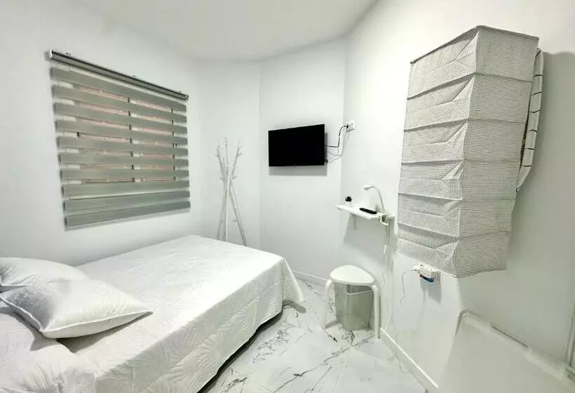 Alcalá Retreat: Ocean View & Modern Comfort