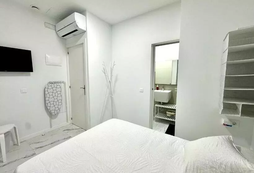 Alcalá Retreat: Ocean View & Modern Comfort