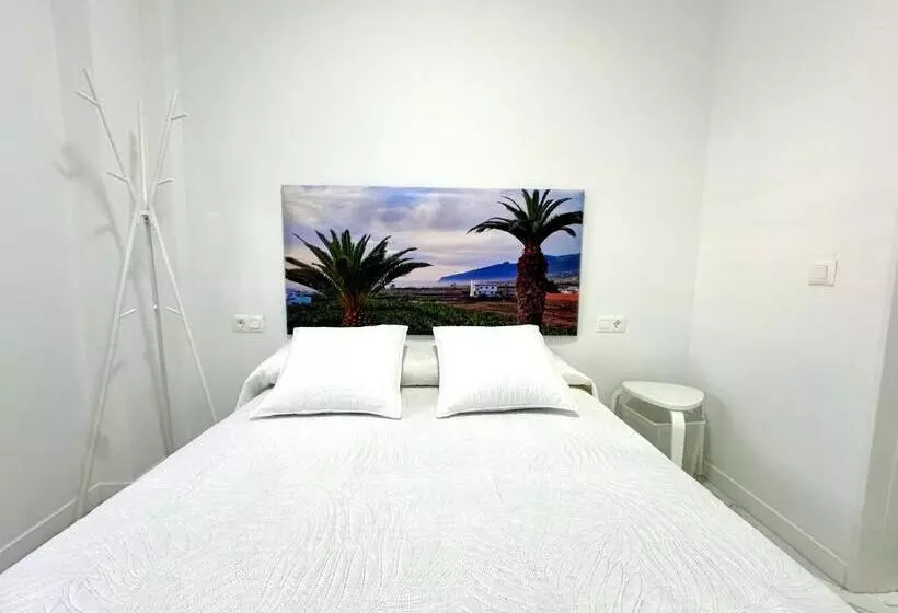 Alcalá Retreat: Ocean View & Modern Comfort