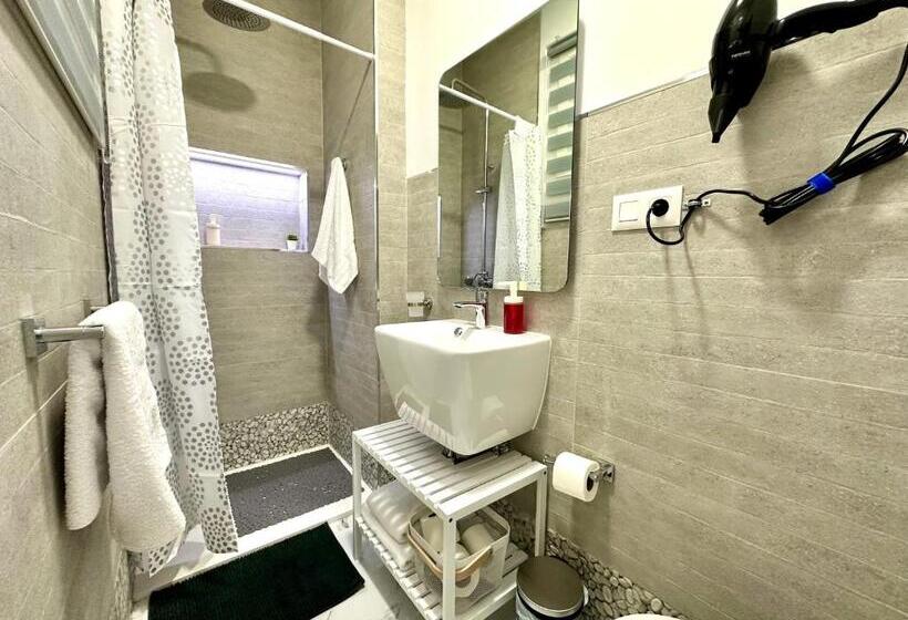 Alcalá Retreat: Ocean View & Modern Comfort