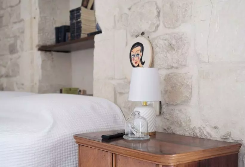 تختخواب و صبحانه Casa Catalé
