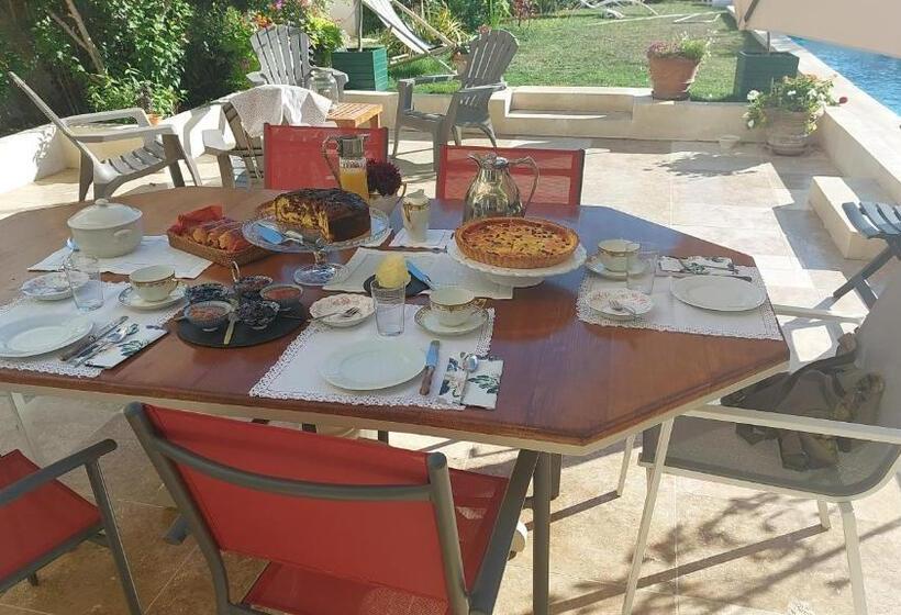 Bed and Breakfast La Gueriniere L Anglaise