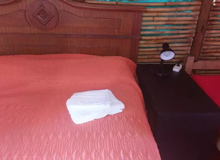 Aamiaismajoitus (B&B) Posada Mar Azul Con Jacuzzi