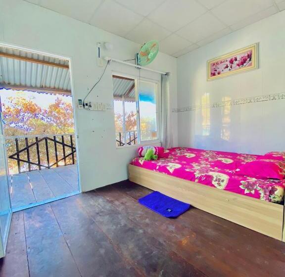 هتل Homestay Biển đảo Bình Ba