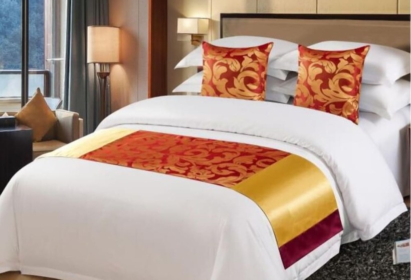 בית מלון כפרי L Empire