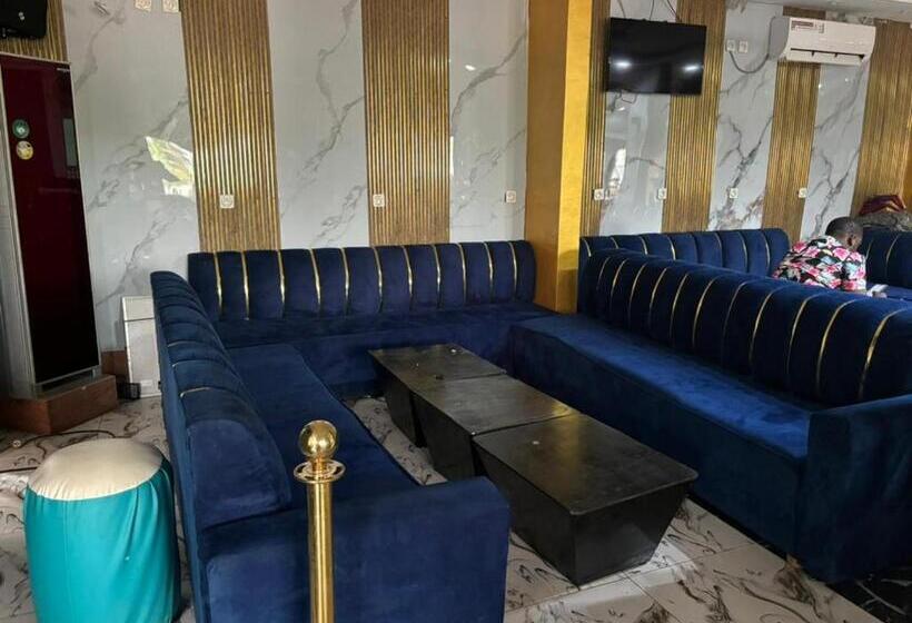 בית מלון כפרי L Empire