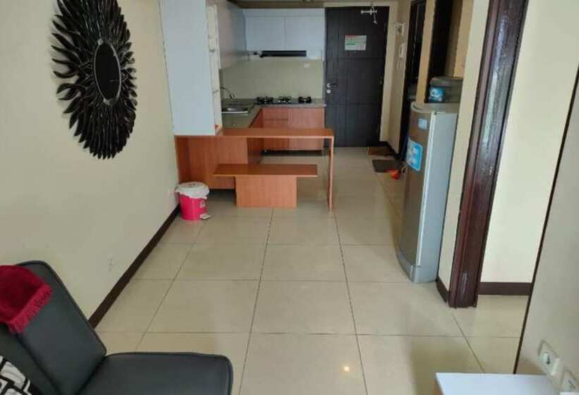 בית מלון כפרי Capital O 93636 La Grande Apartment By Ujm