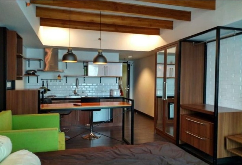 בית מלון כפרי Capital O 93636 La Grande Apartment By Ujm